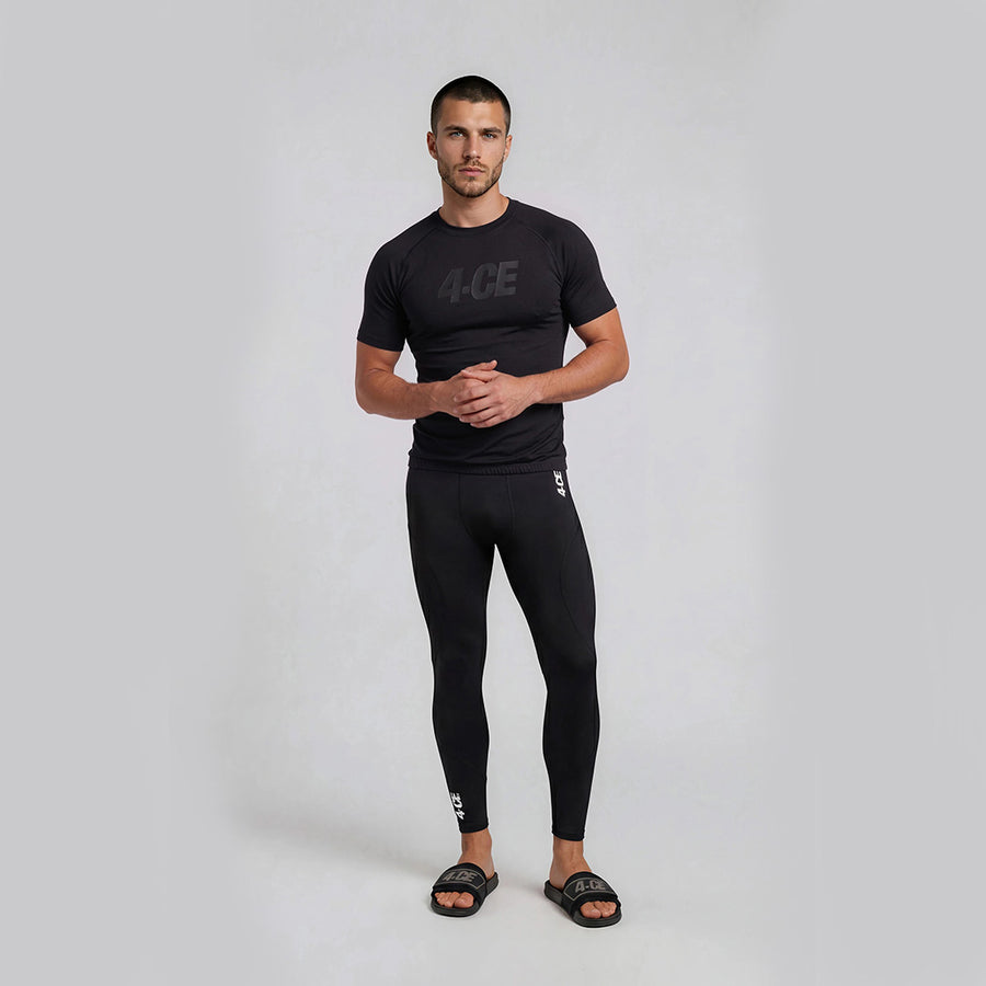 Stealth Short Sleeve Rash Guard - Black