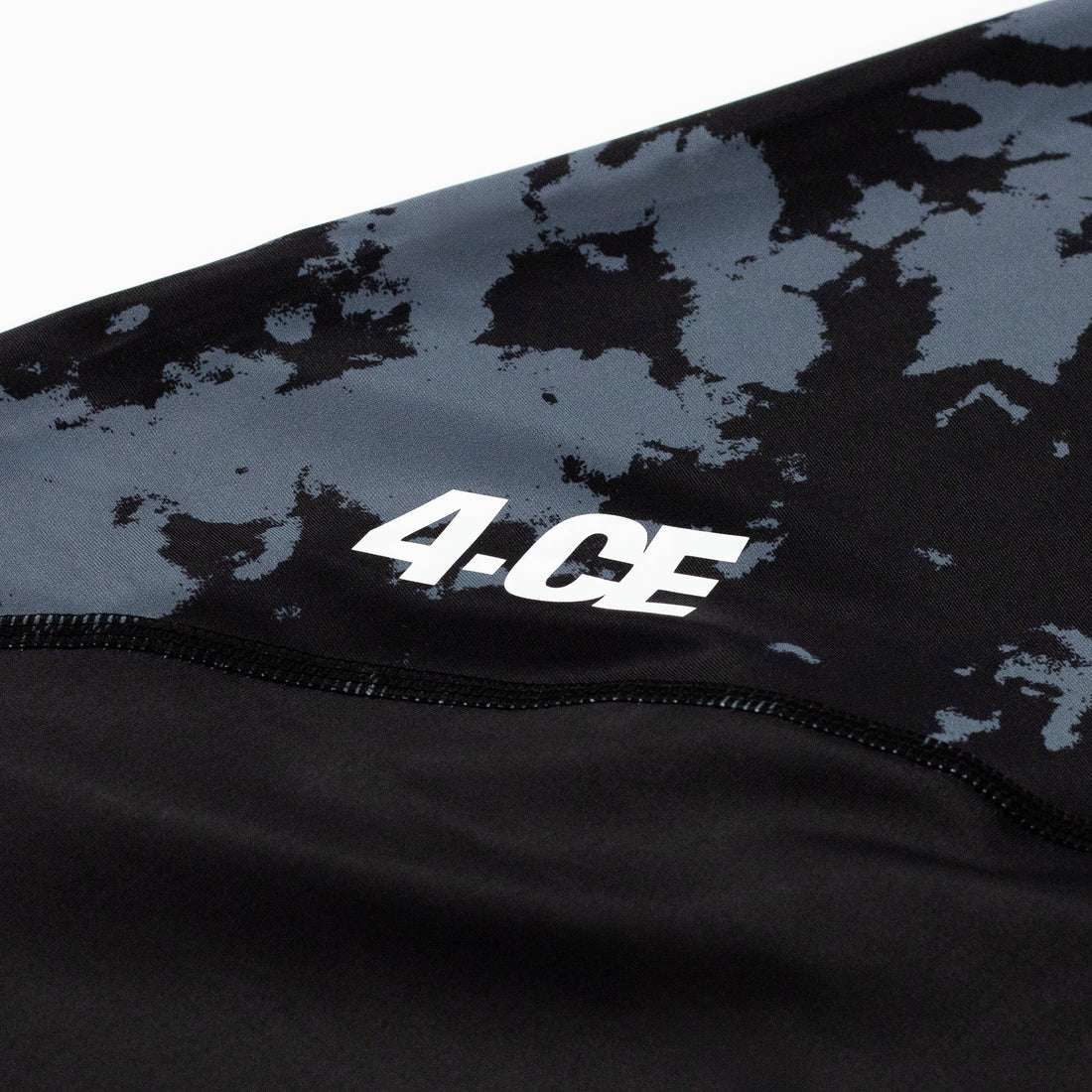 Raglan Short Sleeve Rash Guard - Black/Tie Dye