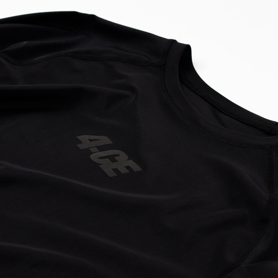 Stealth Long Sleeve Rash Guard - Black