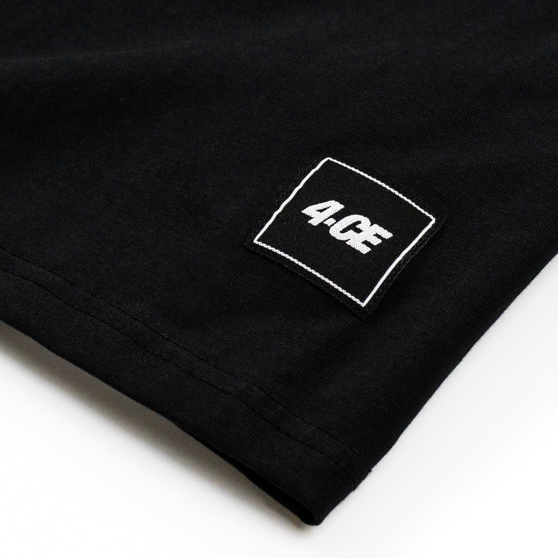 Outline T Shirt - Black