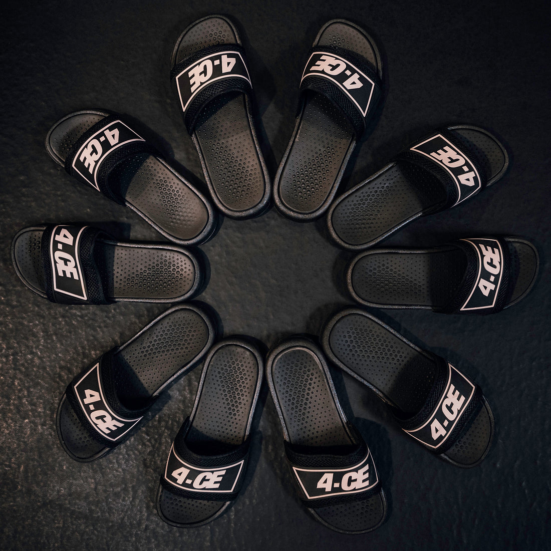 ICON Slider - Black
