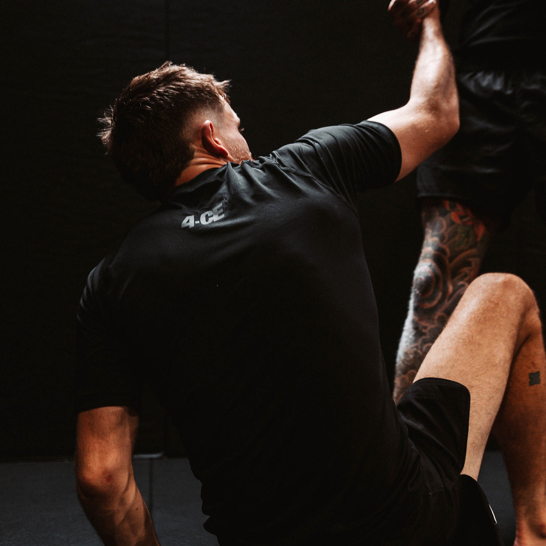 Stealth Short Sleeve Rash Guard - Black